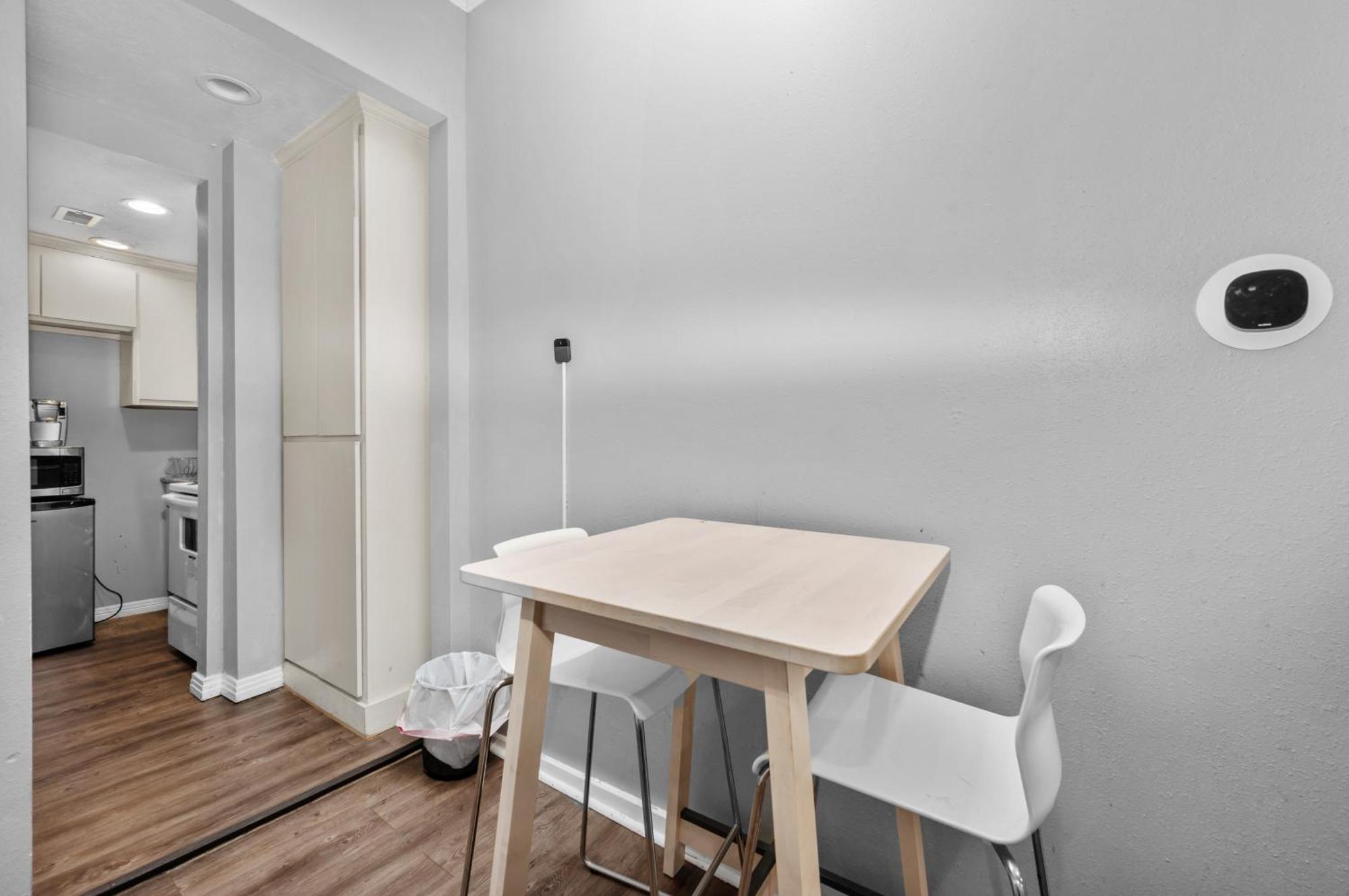 Trendy Montrose 1Br Apartment ฮูสตัน ภายนอก รูปภาพ