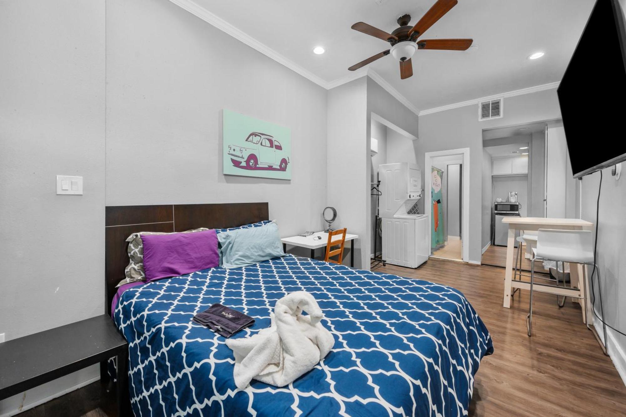 Trendy Montrose 1Br Apartment ฮูสตัน ภายนอก รูปภาพ